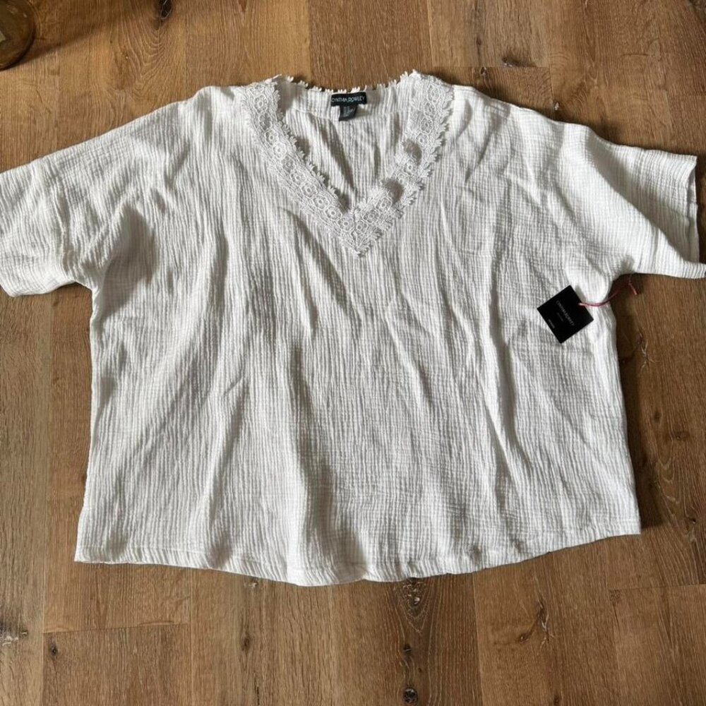 Cynthia Rowley‎ White NWT Lace Trim V-Neck Short Sleeve top size 1X